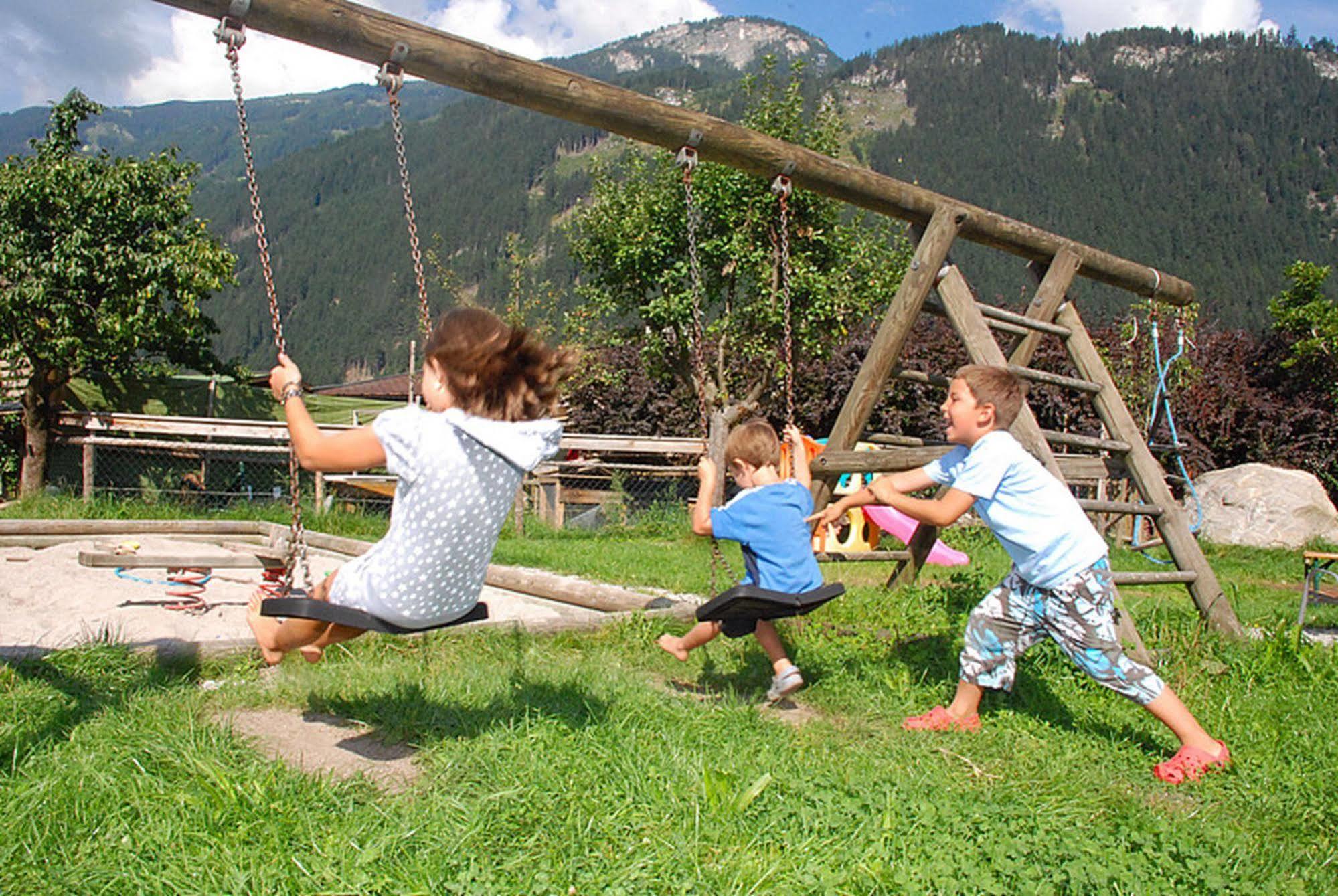 Alpenchalet Bruecke مايرهوفن المظهر الخارجي الصورة